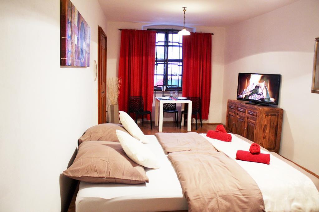 Apartman Marianska 5 Оломоуц Номер фото